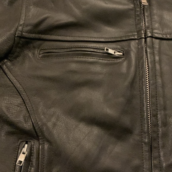 Mossi black leather jacket. Size 14. Armpit to armpit is approx 21 inches - Picture 6 of 13